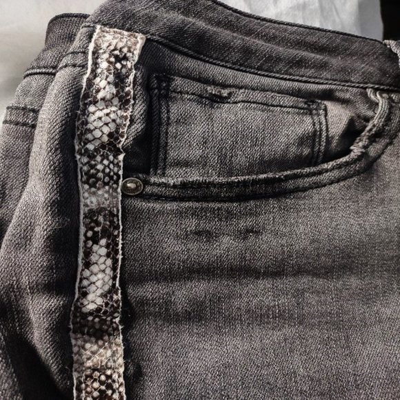 Velvet Heart Alisia Snake Stripe Skinny Jean Size 28 - Picture 4 of 10